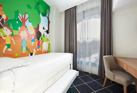 Holiday Inn Darling Harbour - St Kilda Accommodation 6