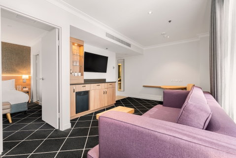 Holiday Inn Darling Harbour - St Kilda Accommodation 13