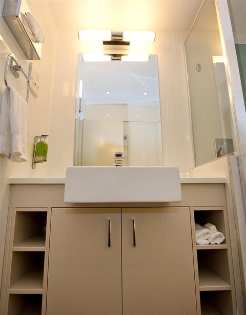 Hyde Park Inn - St Kilda Accommodation 4