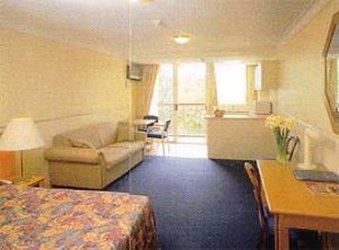 Hyde Park Inn - St Kilda Accommodation 9