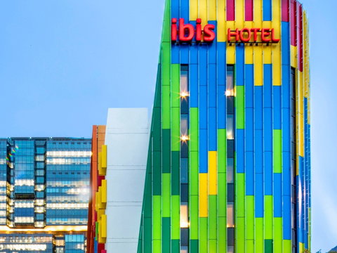 Ibis Sydney Barangaroo - St Kilda Accommodation 2