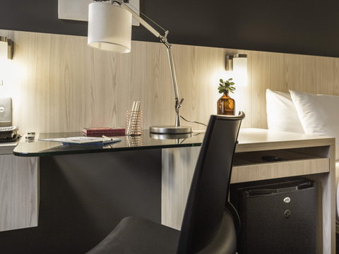 Ibis Sydney Barangaroo - St Kilda Accommodation 8