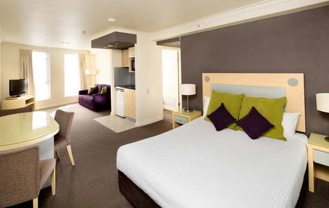 Mantra Sydney Central - St Kilda Accommodation 11
