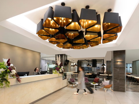 Mercure Sydney Wynyard - St Kilda Accommodation 2
