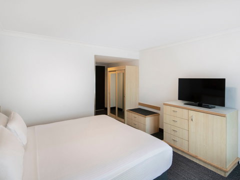 Mercure Sydney Wynyard - St Kilda Accommodation 7
