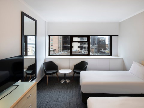 Mercure Sydney Wynyard - St Kilda Accommodation 11