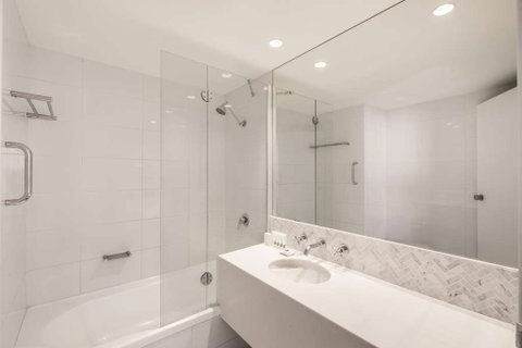 Vibe Hotel Sydney - St Kilda Accommodation 14
