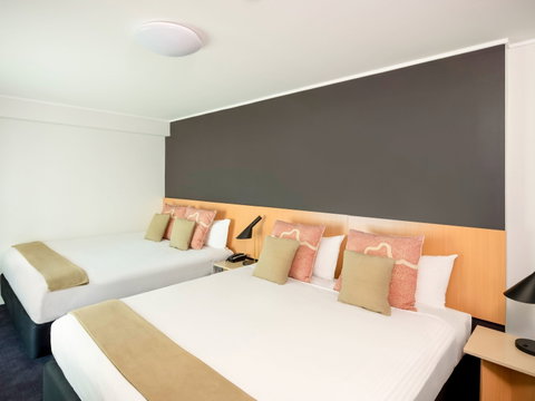 Hotel Ibis World Square - St Kilda Accommodation 5