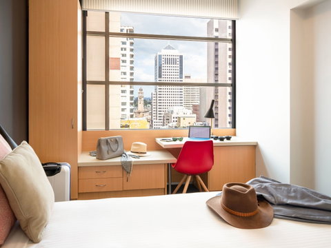 Hotel Ibis World Square - St Kilda Accommodation 6