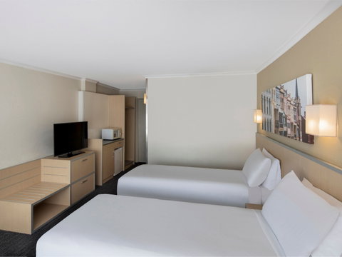 Ibis Styles Sydney Central - St Kilda Accommodation 9
