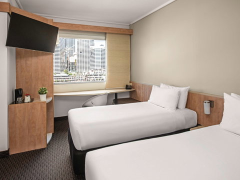 Ibis Sydney Darling Harbour - St Kilda Accommodation 4