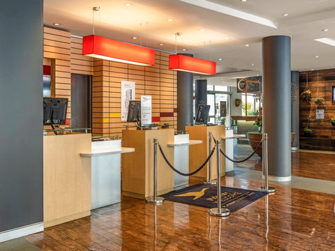 Ibis Sydney Darling Harbour - St Kilda Accommodation 13