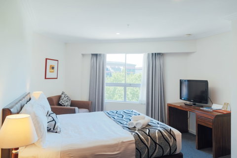 Seasons Darling Harbour - St Kilda Accommodation 13