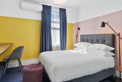 Hotel Harry, an Ascend Hotel - St Kilda Accommodation 4
