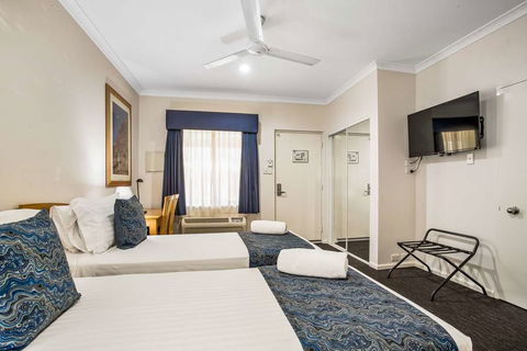 Karratha Central Apartments - St Kilda Accommodation 3
