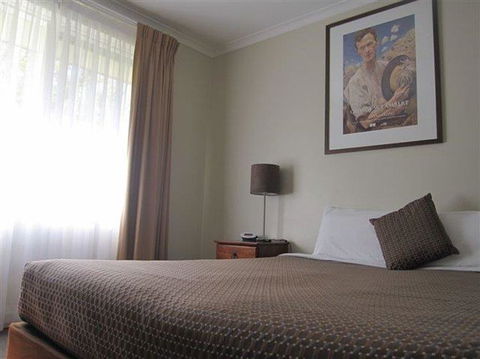 Forrest Hotel & Apartments - St Kilda Accommodation 7