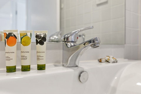 Astra Apartments Parramatta - St Kilda Accommodation 1