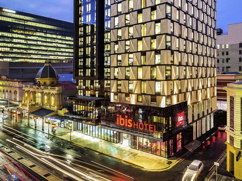 Ibis Adelaide - St Kilda Accommodation 0
