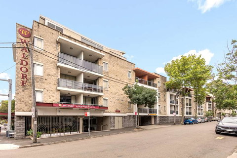 Nesuto Chippendale Sydney Apt Hotel - St Kilda Accommodation 0