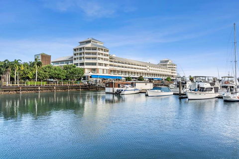 Shangri-La Hotel, The Marina - St Kilda Accommodation 0