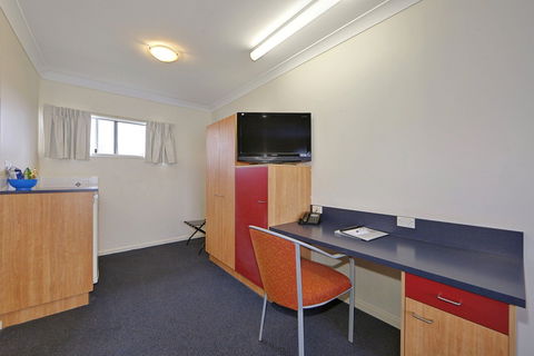 Boulevard Lodge - St Kilda Accommodation 1