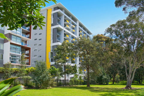 Astra Apartments MacQuarie Park - St Kilda Accommodation 0
