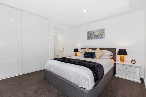 Astra Apartments Newcastle - St Kilda Accommodation 4