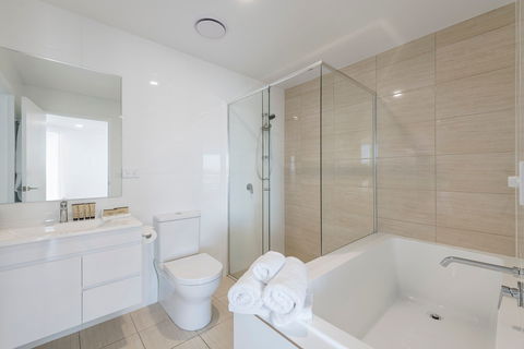 Astra Apartments Newcastle - St Kilda Accommodation 5