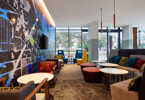 Holiday Inn Express Newcastle - St Kilda Accommodation 5