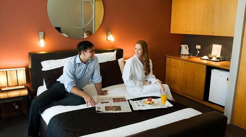 The Clarendon Hotel - St Kilda Accommodation 2