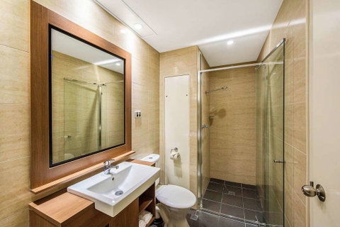 Quality Hotel Ambassador Perth - St Kilda Accommodation 5