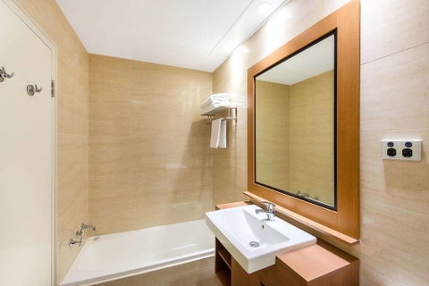 Quality Hotel Ambassador Perth - St Kilda Accommodation 6