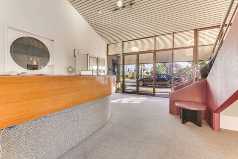 Rockhampton Riverside Central Hotel - St Kilda Accommodation 1