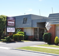 Sunrise Motor Inn - St Kilda Accommodation