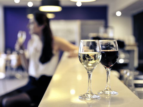 Mercure North Melbourne - St Kilda Accommodation 2