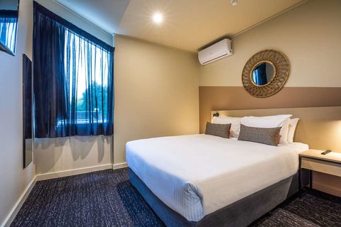 Nightcap At Manhattan Hotel - St Kilda Accommodation 4
