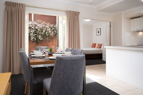 Aligned Corporate Residences Kew - St Kilda Accommodation 2