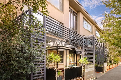 Birches Serviced Apartments - St Kilda Accommodation 1