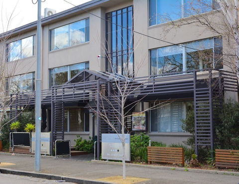 Birches Serviced Apartments - St Kilda Accommodation 2