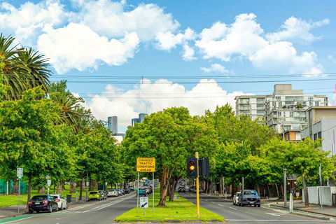 Comfort Hotel East Melbourne - St Kilda Accommodation 1