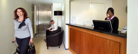 City Edge East Melbourne Serviced Apartm - St Kilda Accommodation 1