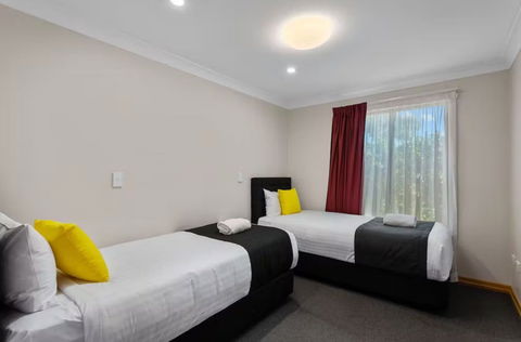 Eastgate On The Range Motel - St Kilda Accommodation 1