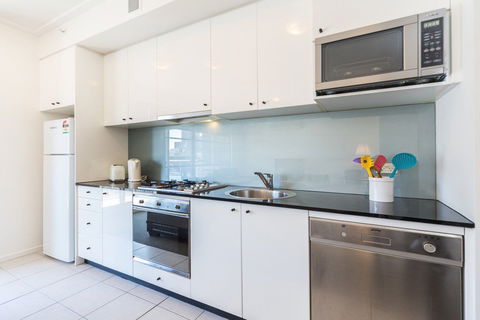 Astra Apartments Sydney CBD - St Kilda Accommodation 2