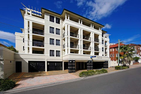 Coogee Bay Hotel - St Kilda Accommodation 1