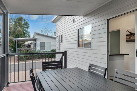 Discovery Parks Dubbo - St Kilda Accommodation 1