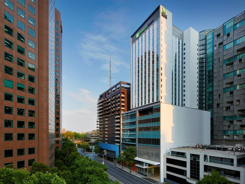 Holiday Inn Express Melbourne Southbank - St Kilda Accommodation 0