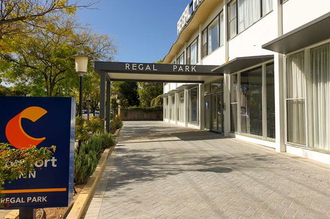 Comfort Inn Regal Park - St Kilda Accommodation 1