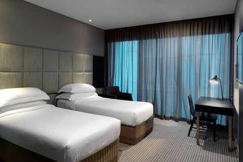 Four Points By Sheraton Brisbane - St Kilda Accommodation 2