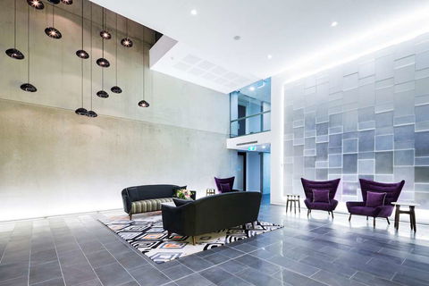 Avenue Hotel Canberra - St Kilda Accommodation 1