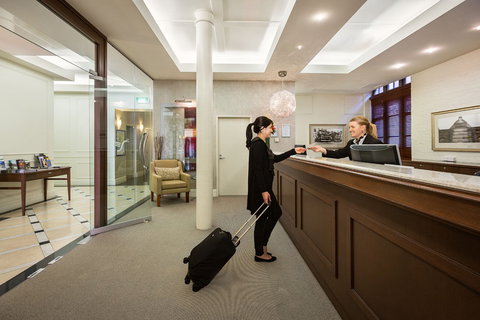 Launceston Central Apartments - St Kilda Accommodation 1